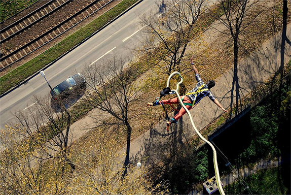 Skoki na bungee